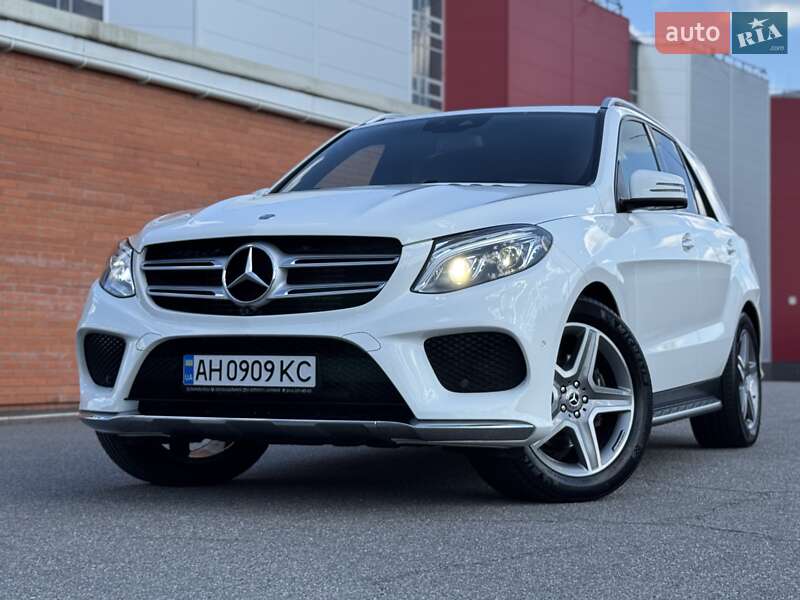 Внедорожник / Кроссовер Mercedes-Benz GLE-Class 2016 в Киеве
