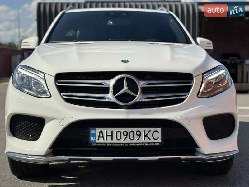 Внедорожник / Кроссовер Mercedes-Benz GLE-Class 2016 в Киеве