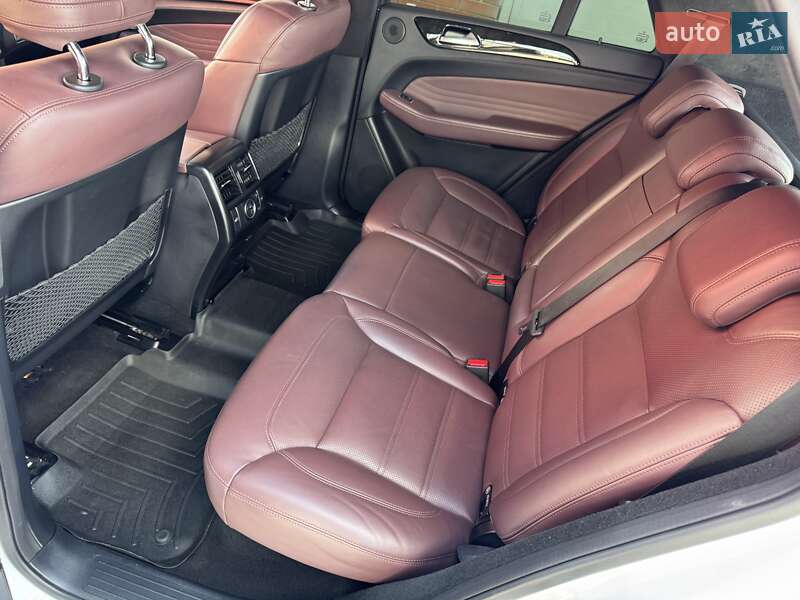 Внедорожник / Кроссовер Mercedes-Benz GLE-Class 2016 в Киеве