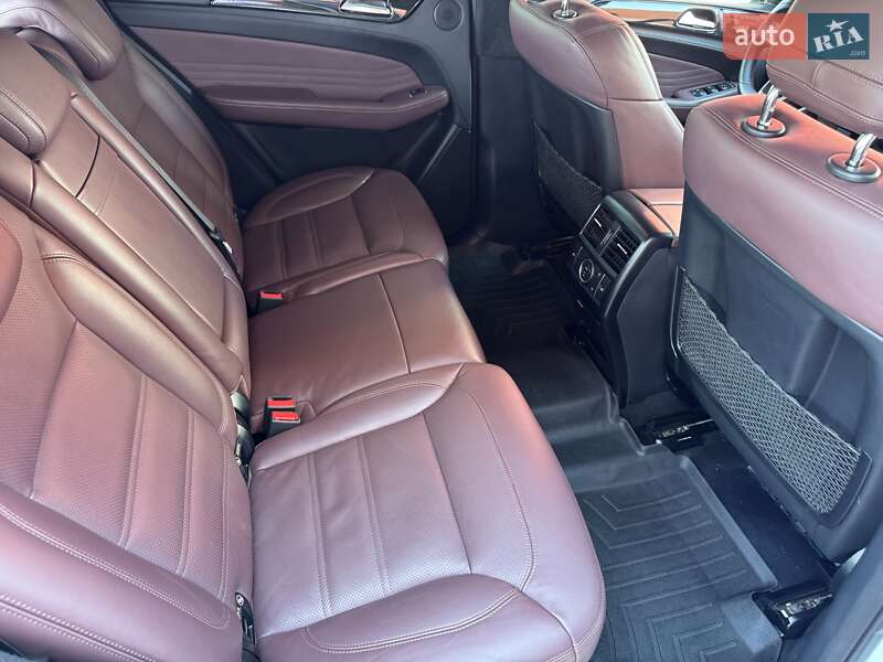 Внедорожник / Кроссовер Mercedes-Benz GLE-Class 2016 в Киеве