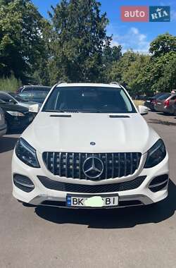 Внедорожник / Кроссовер Mercedes-Benz GLE-Class 2015 в Луцке