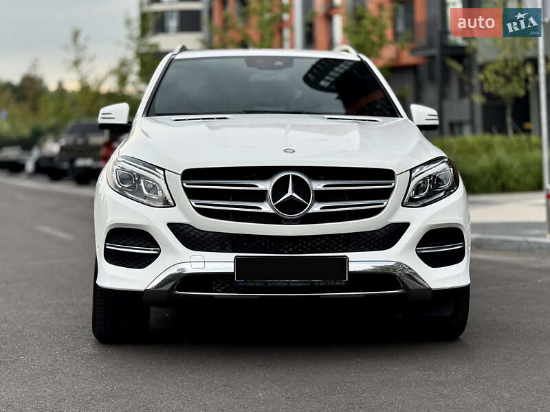 Внедорожник / Кроссовер Mercedes-Benz GLE-Class 2016 в Киеве