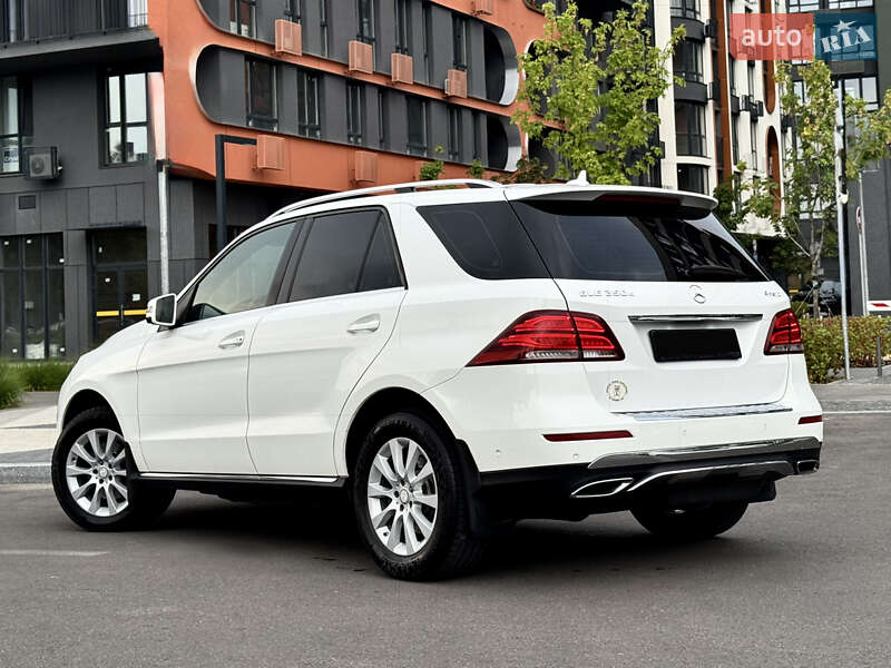 Внедорожник / Кроссовер Mercedes-Benz GLE-Class 2016 в Киеве