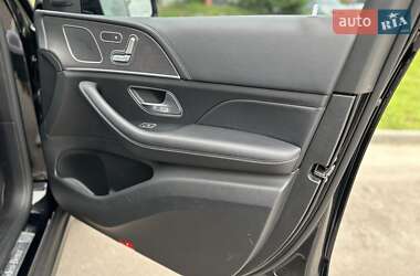 Внедорожник / Кроссовер Mercedes-Benz GLE-Class 2019 в 