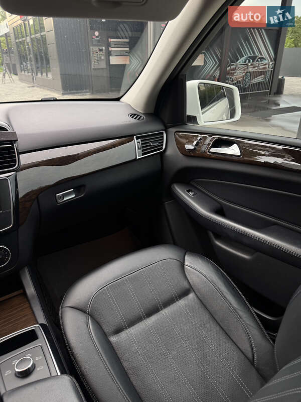 Внедорожник / Кроссовер Mercedes-Benz GLE-Class 2015 в Тернополе