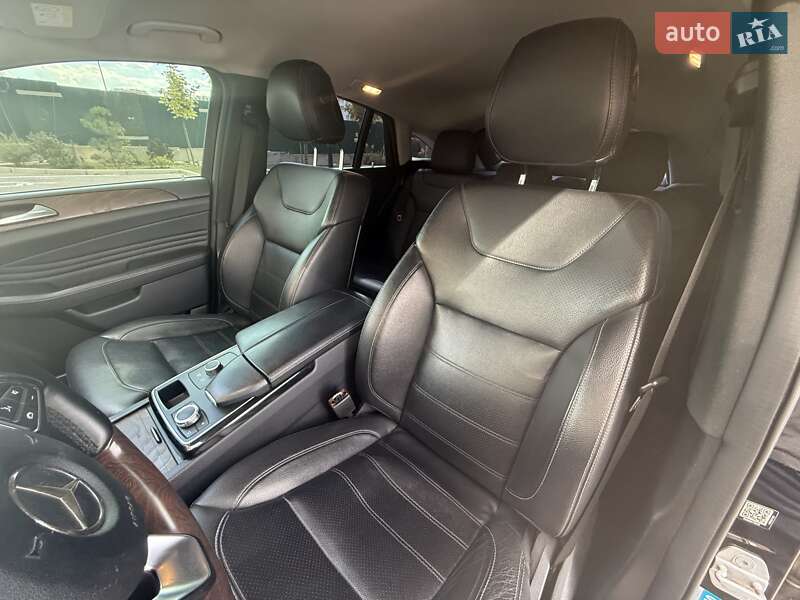 Позашляховик / Кросовер Mercedes-Benz GLE-Class 2016 в Києві