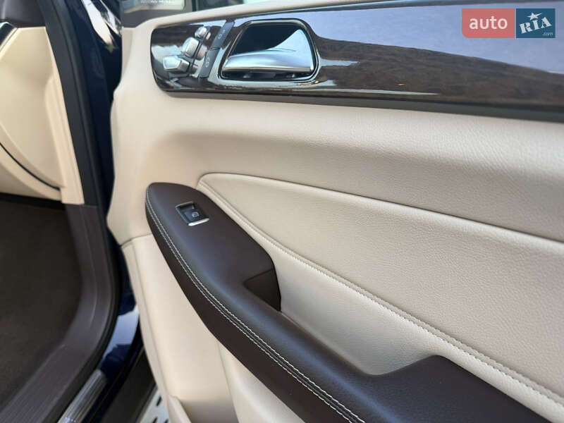 Позашляховик / Кросовер Mercedes-Benz GLE-Class 2015 в Києві