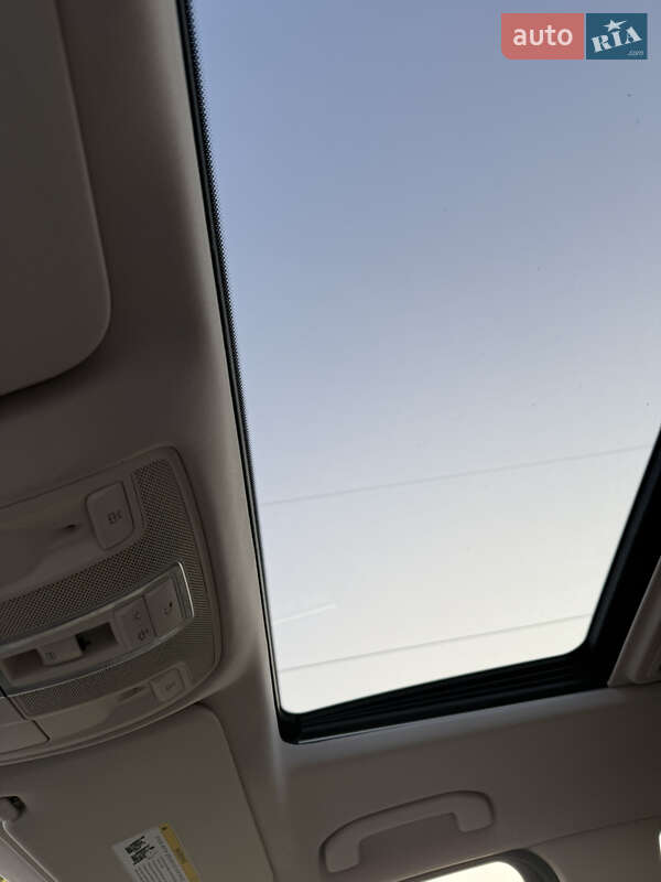 Позашляховик / Кросовер Mercedes-Benz GLE-Class 2015 в Києві