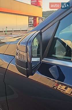 Позашляховик / Кросовер Mercedes-Benz GLE-Class 2016 в 