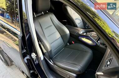Позашляховик / Кросовер Mercedes-Benz GLE-Class 2022 в 