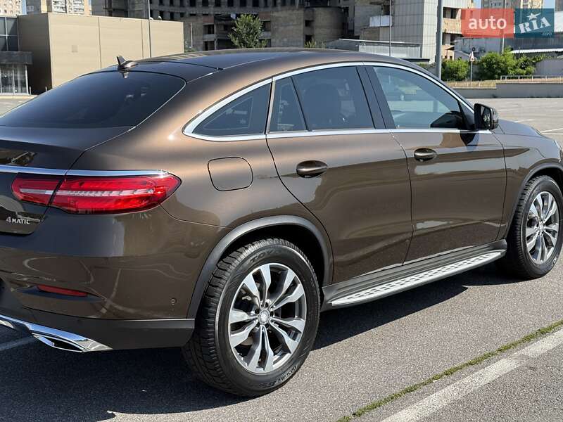 Внедорожник / Кроссовер Mercedes-Benz GLE-Class 2016 в Киеве