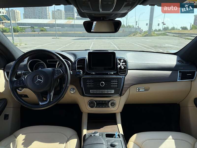 Внедорожник / Кроссовер Mercedes-Benz GLE-Class 2016 в Киеве