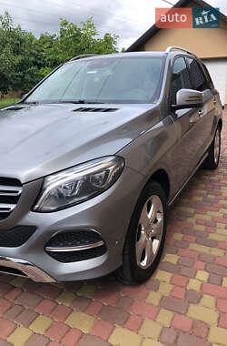 Внедорожник / Кроссовер Mercedes-Benz GLE-Class 2016 в 