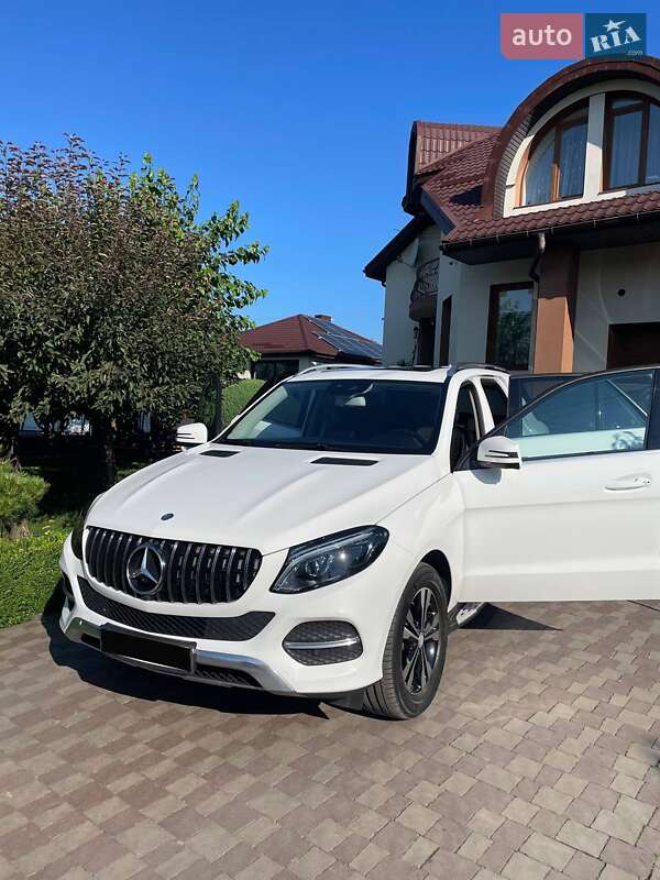 Mercedes-Benz GLE-Class 2015