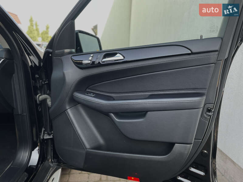 Позашляховик / Кросовер Mercedes-Benz GLE-Class 2016 в Києві