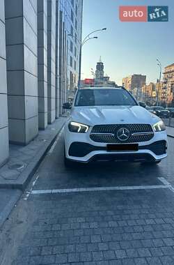Внедорожник / Кроссовер Mercedes-Benz GLE-Class 2019 в 