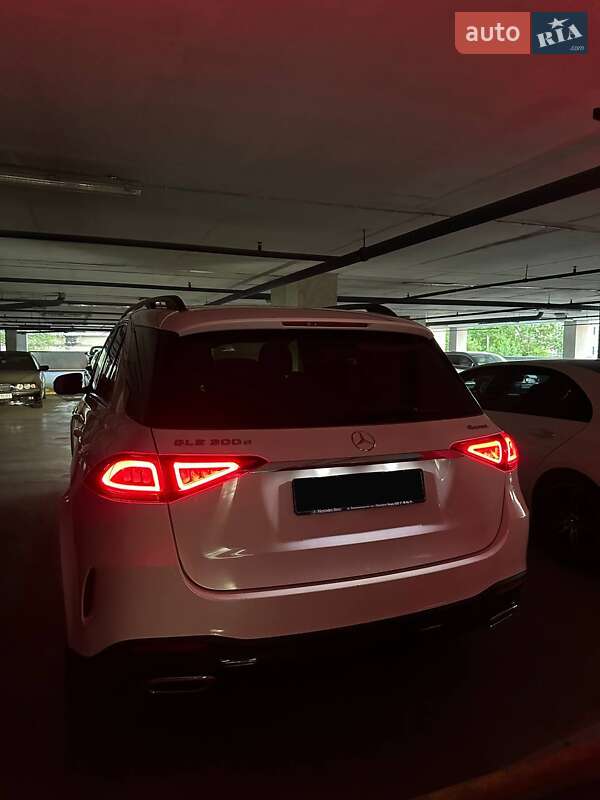 Внедорожник / Кроссовер Mercedes-Benz GLE-Class 2019 в Киеве фото 20 Внедорожник / Кроссовер Mercedes-Benz GLE-Class 2019 в Киеве