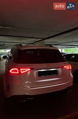 Внедорожник / Кроссовер Mercedes-Benz GLE-Class 2019 в 