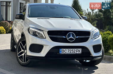 Внедорожник / Кроссовер Mercedes-Benz GLE-Class 2015 в 
