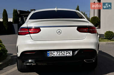 Внедорожник / Кроссовер Mercedes-Benz GLE-Class 2015 в 