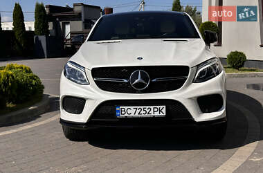 Внедорожник / Кроссовер Mercedes-Benz GLE-Class 2015 в 