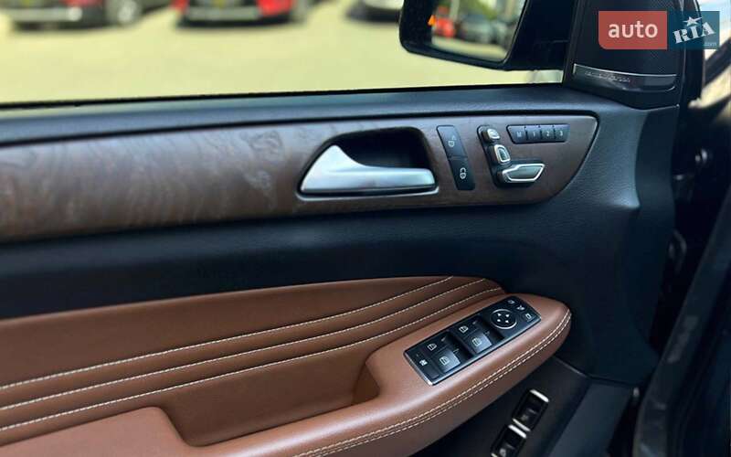 Внедорожник / Кроссовер Mercedes-Benz GLE-Class 2017 в Ивано-Франковске