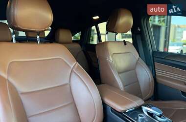 Внедорожник / Кроссовер Mercedes-Benz GLE-Class 2017 в 