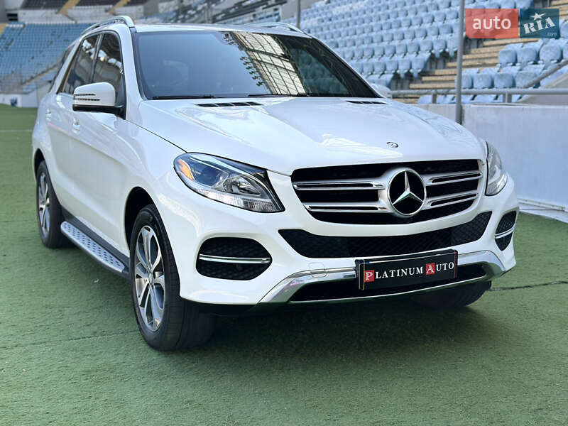 Внедорожник / Кроссовер Mercedes-Benz GLE-Class 2016 в Одессе фото 4 Внедорожник / Кроссовер Mercedes-Benz GLE-Class 2016 в Одессе