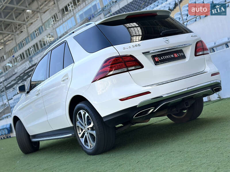 Внедорожник / Кроссовер Mercedes-Benz GLE-Class 2016 в Одессе фото 31 Внедорожник / Кроссовер Mercedes-Benz GLE-Class 2016 в Одессе