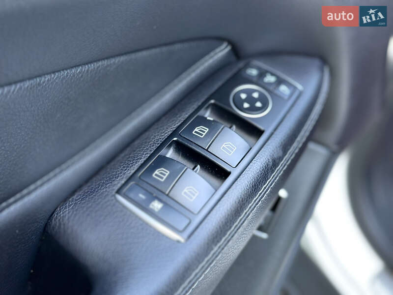 Внедорожник / Кроссовер Mercedes-Benz GLE-Class 2016 в Одессе фото 41 Внедорожник / Кроссовер Mercedes-Benz GLE-Class 2016 в Одессе