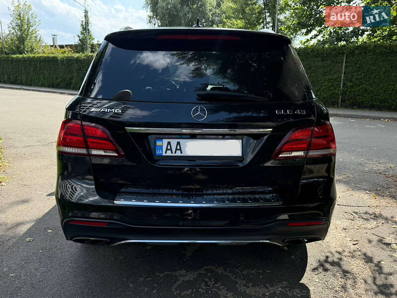 Внедорожник / Кроссовер Mercedes-Benz GLE-Class 2017 в Киеве