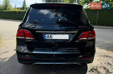 Внедорожник / Кроссовер Mercedes-Benz GLE-Class 2017 в 