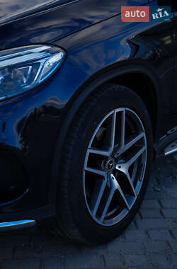 Внедорожник / Кроссовер Mercedes-Benz GLE-Class 2017 в 
