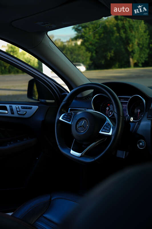 Позашляховик / Кросовер Mercedes-Benz GLE-Class 2017 в Дніпрі фото 7 Позашляховик / Кросовер Mercedes-Benz GLE-Class 2017 в Дніпрі