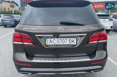 Внедорожник / Кроссовер Mercedes-Benz GLE-Class 2017 в Луцке