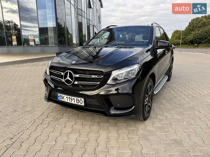 Внедорожник / Кроссовер Mercedes-Benz GLE-Class 2017 в Киеве