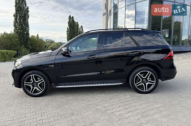 Внедорожник / Кроссовер Mercedes-Benz GLE-Class 2017 в 