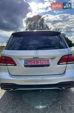 Внедорожник / Кроссовер Mercedes-Benz GLE-Class 2016 в 