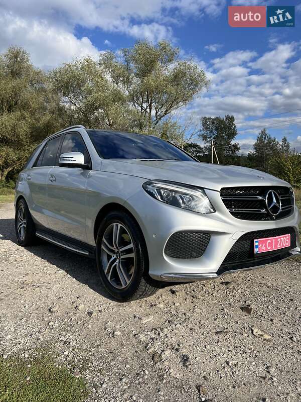 Внедорожник / Кроссовер Mercedes-Benz GLE-Class 2016 в 