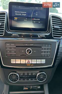 Внедорожник / Кроссовер Mercedes-Benz GLE-Class 2016 в 