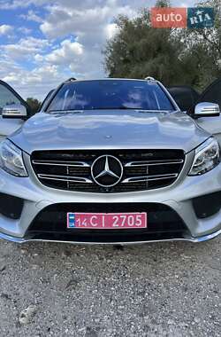 Внедорожник / Кроссовер Mercedes-Benz GLE-Class 2016 в 