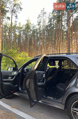 Внедорожник / Кроссовер Mercedes-Benz GLE-Class 2019 в 