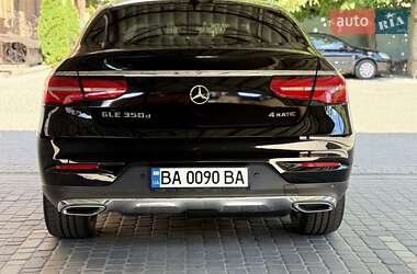 Позашляховик / Кросовер Mercedes-Benz GLE-Class 2015 в  фото 3 Позашляховик / Кросовер Mercedes-Benz GLE-Class 2015 в