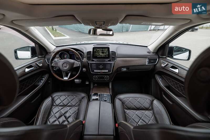 Внедорожник / Кроссовер Mercedes-Benz GLE-Class 2016 в Брошневе