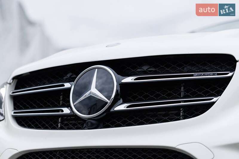 Внедорожник / Кроссовер Mercedes-Benz GLE-Class 2016 в Брошневе