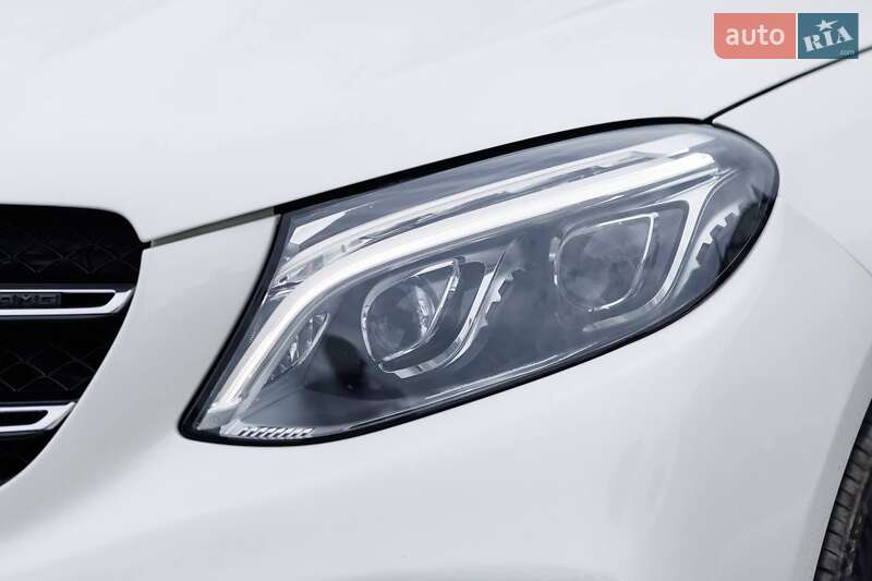 Внедорожник / Кроссовер Mercedes-Benz GLE-Class 2016 в Брошневе