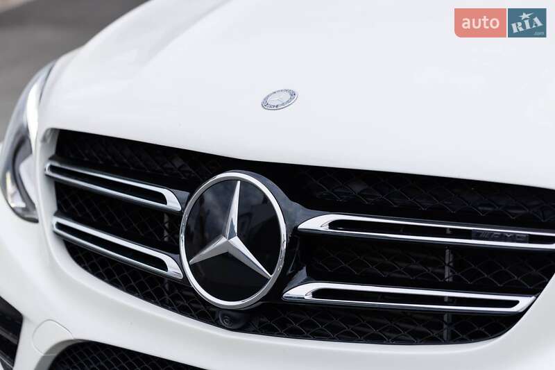 Внедорожник / Кроссовер Mercedes-Benz GLE-Class 2016 в Брошневе