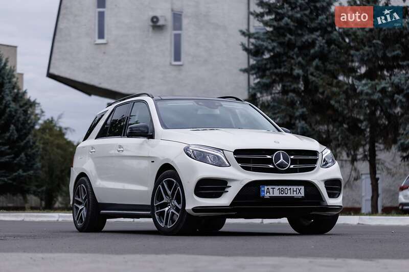 Внедорожник / Кроссовер Mercedes-Benz GLE-Class 2016 в Брошневе