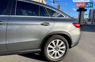 Внедорожник / Кроссовер Mercedes-Benz GLE-Class 2017 в 