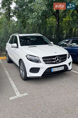 Внедорожник / Кроссовер Mercedes-Benz GLE-Class 2016 в 
